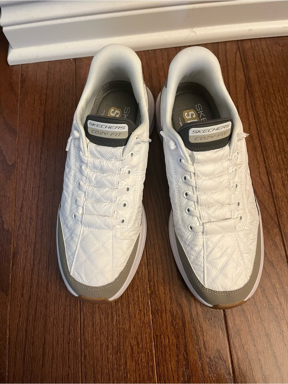 Skechers Men's White Quilted Lace-Up Sneakers with Taupe Accents